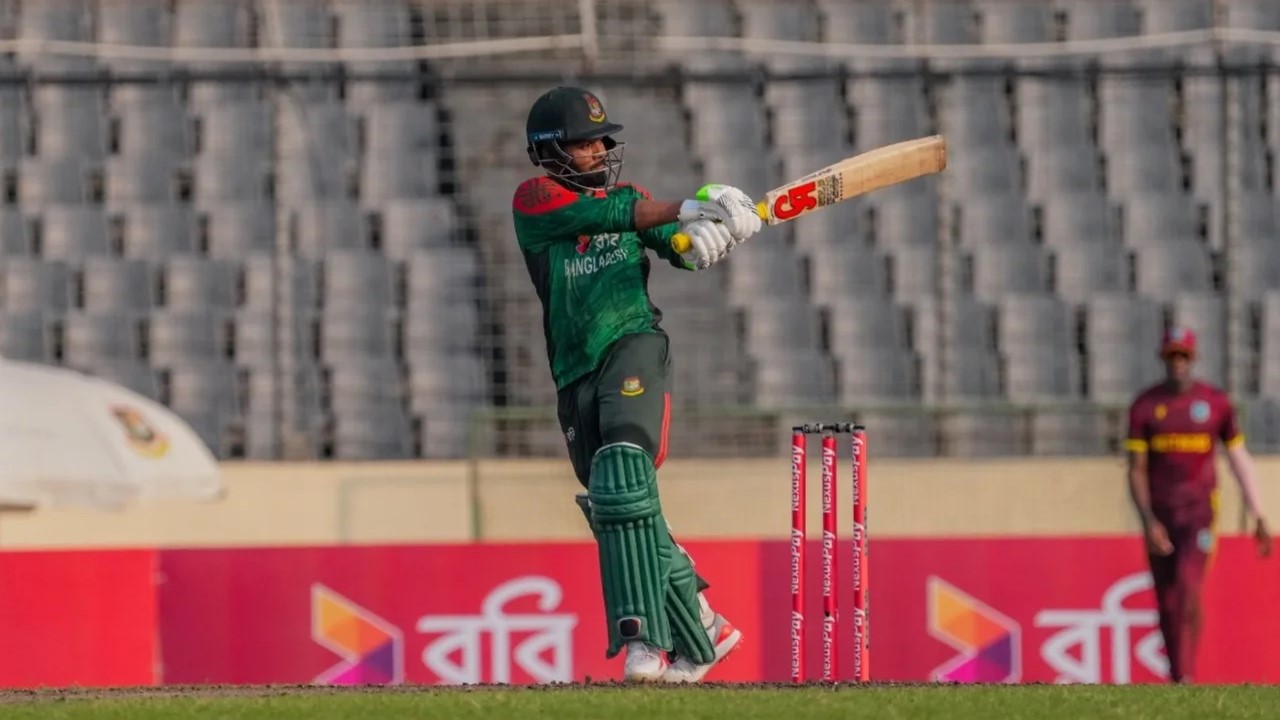 ওয়েস্ট ইন্ডিজকে ৭৪ রানে হারিয়ে সিরিজে এগিয়ে গেল বাংলাদেশ